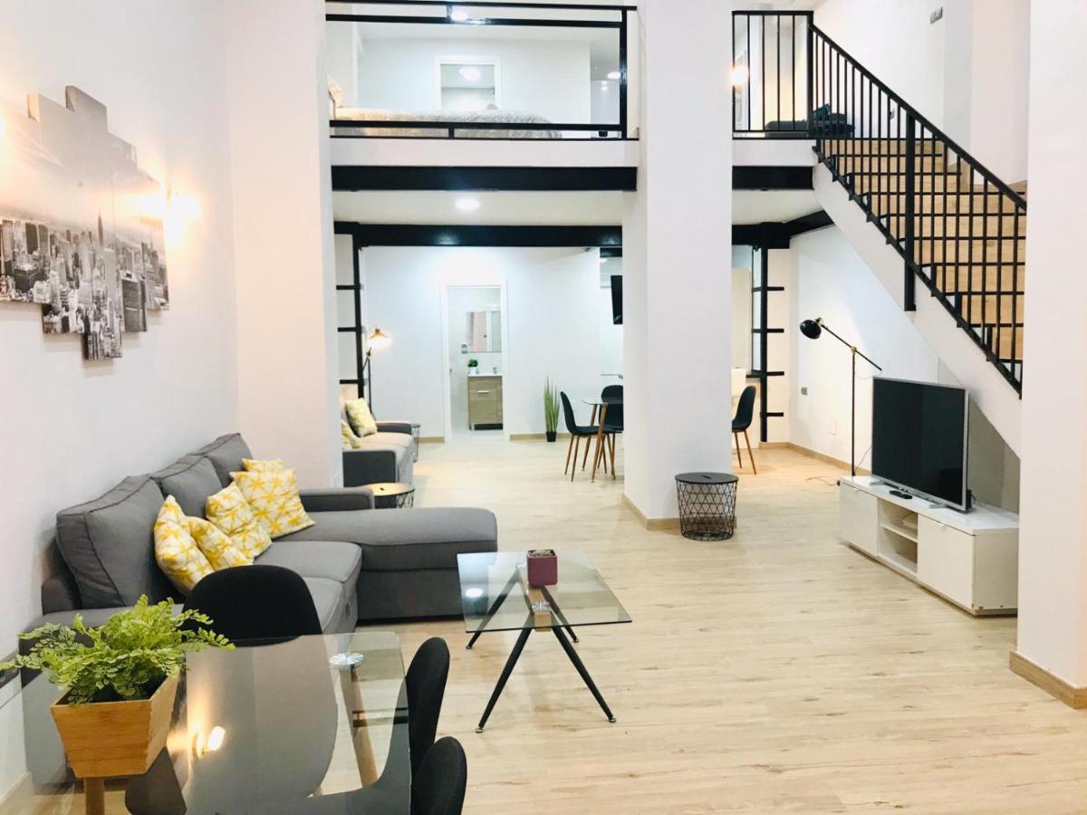 Modern & Spacious Apartment In Plaza De La Merced Malaga Exterior photo